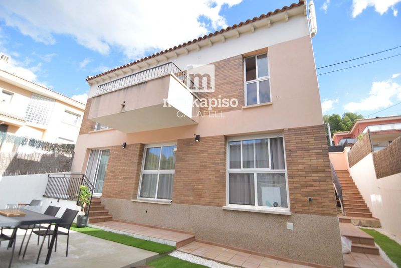 Casa en venta Segur De Calafell, Tarragona. Ref: 2826. Merkapiso Calafell