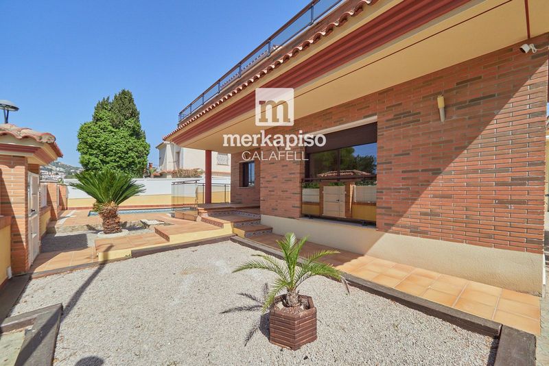 Chalet Independiente en venta Segur De Calafell, Tarragona. Ref: 2935. Merkapiso Calafell