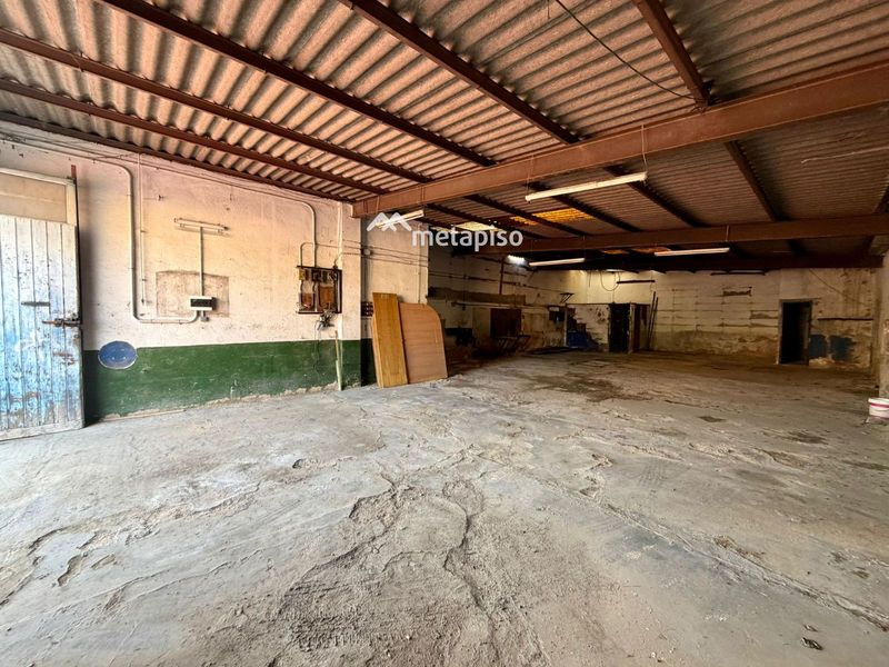 Entrepôt  à louer El Vendrell, Tarragona. Ref: 2695. Metapiso