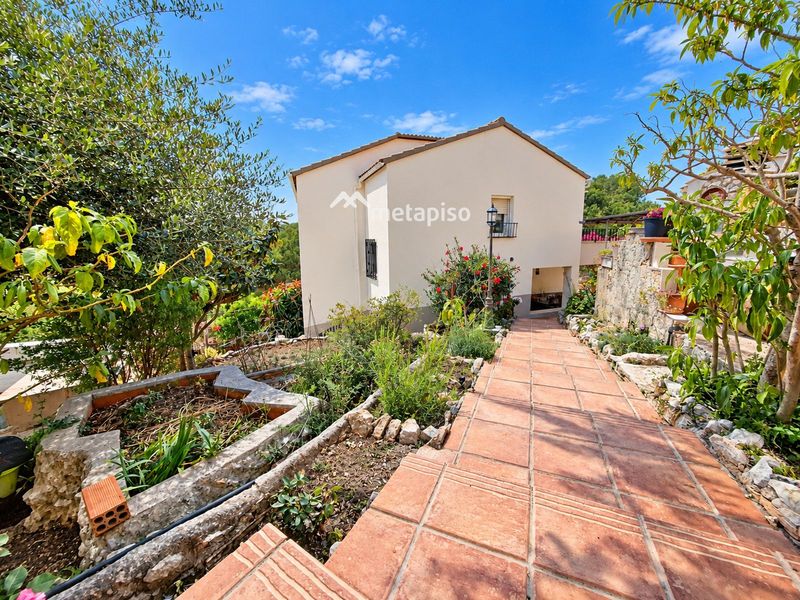 Chalet Independiente en venta Calafell, Tarragona. Ref: 3505. Metapiso