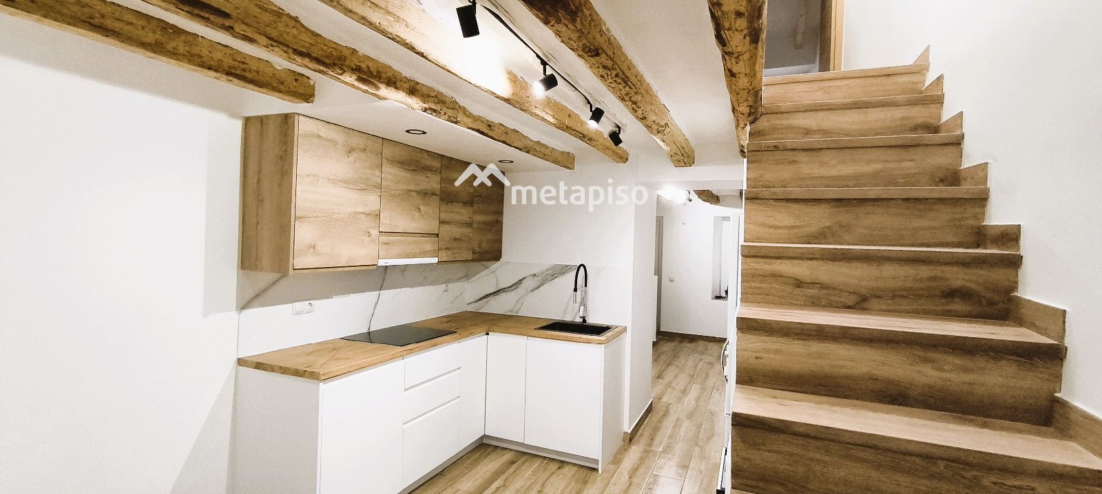 Casa de pueblo totalmente reformada con gran terraza en el corazón de El Vendrell - Foto 16
