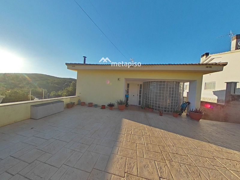 Detached Villa for sale La Bisbal del Penedes, Tarragona. Ref: 3533. Metapiso