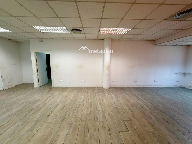 Local Comercial en venda i lloguer El Vendrell, Tarragona. Ref: 3538. Metapiso