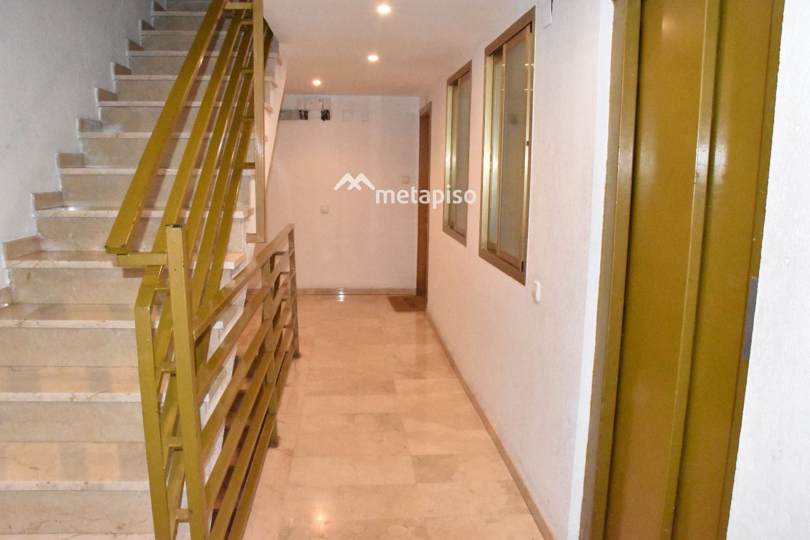 PISO CON PARKING ASCENSOR SEGUNDA LINEA EN CALAFELL - Foto 32