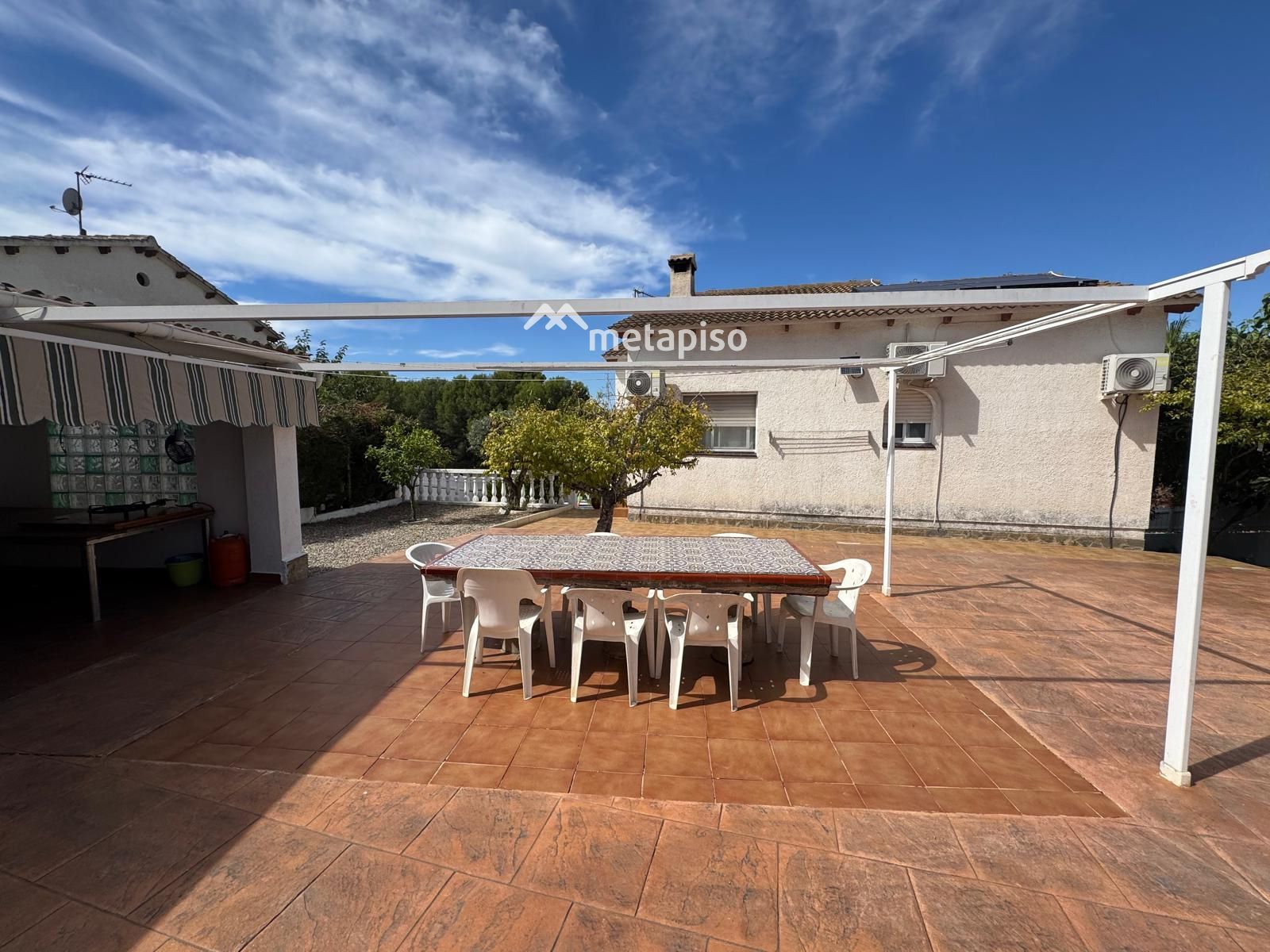 Chalet Independiente en venta en La Pobla de Montornes, Tarragona - Foto 4