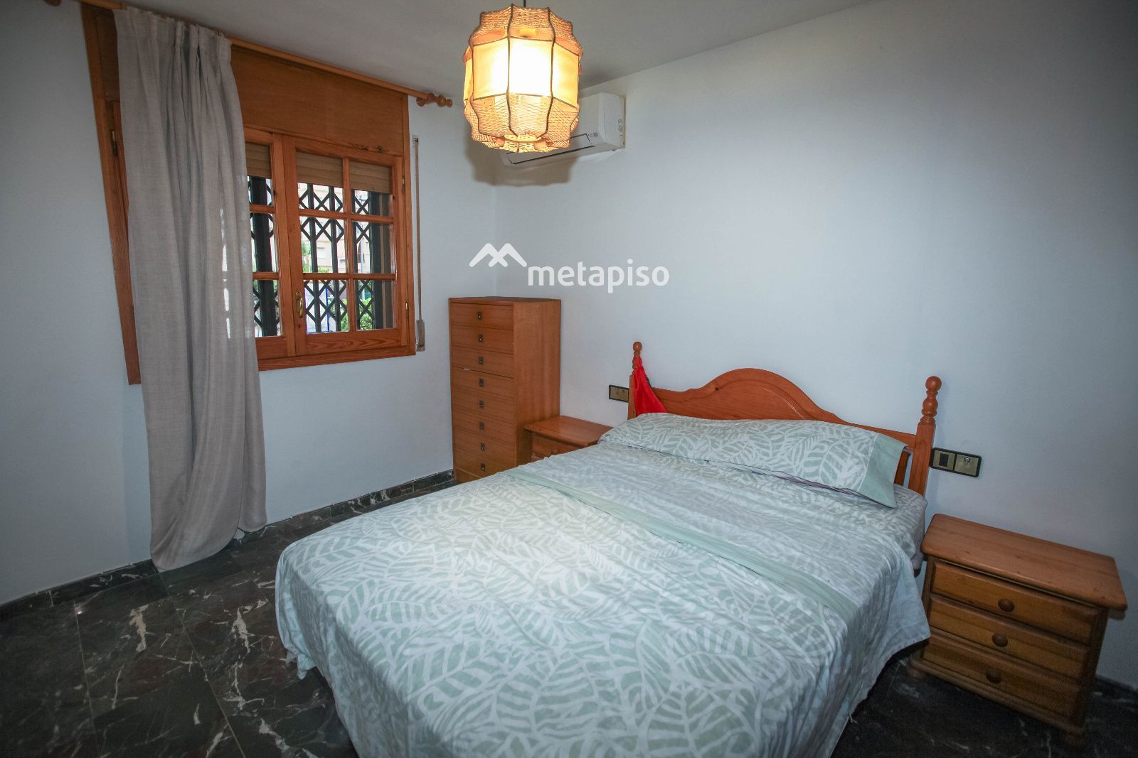 Habitación - Calafell: piso de 3 habitaciones, piscina y garaje