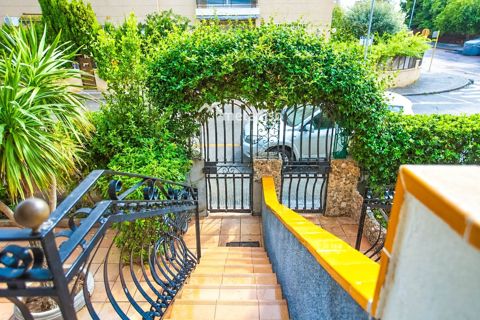 Entrada exterior - Calafell: piso de 3 habitaciones, piscina y garaje