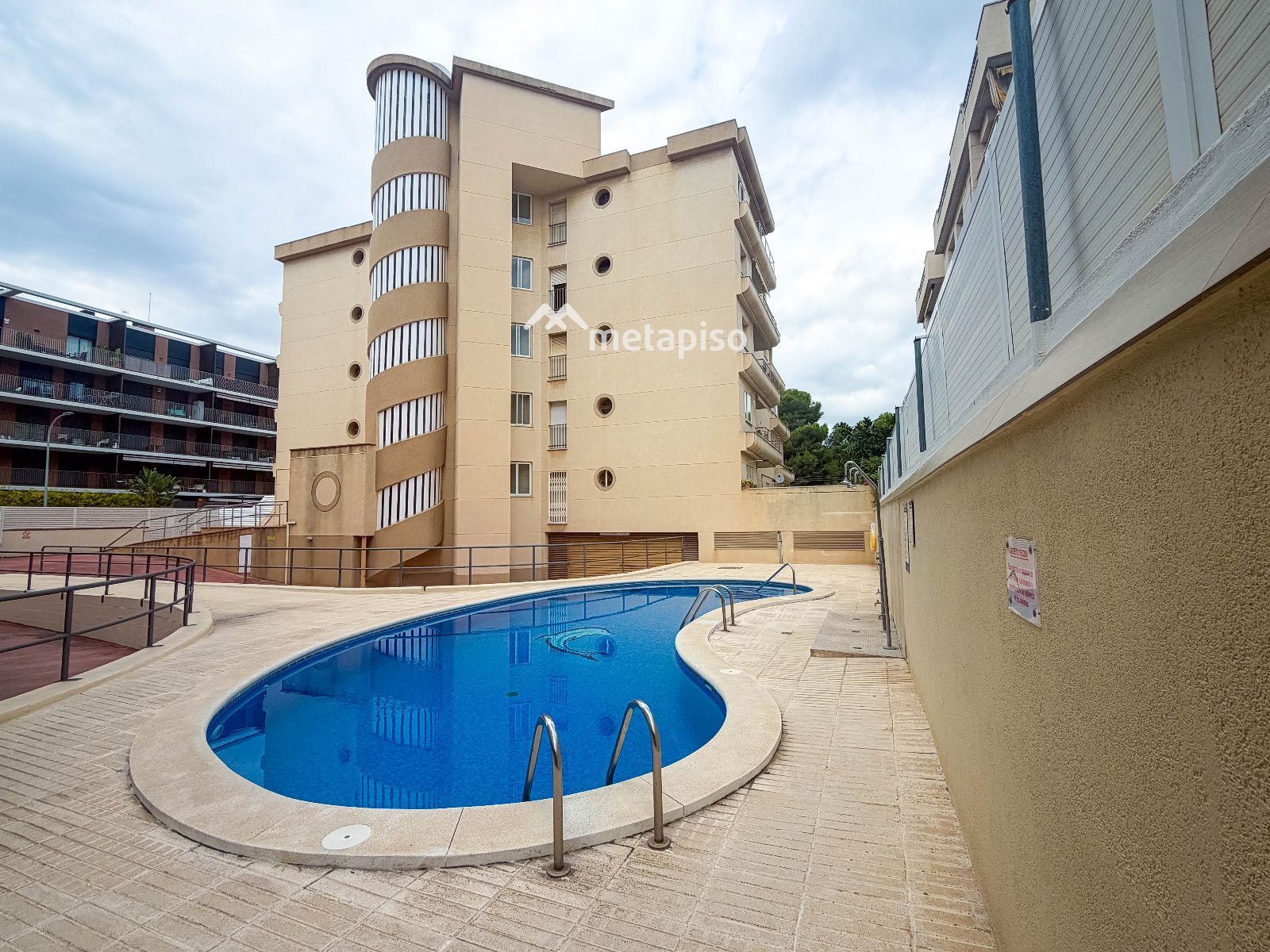 Zona Comunitaria - Calafell: piso con terraza, garaje y gran trastero