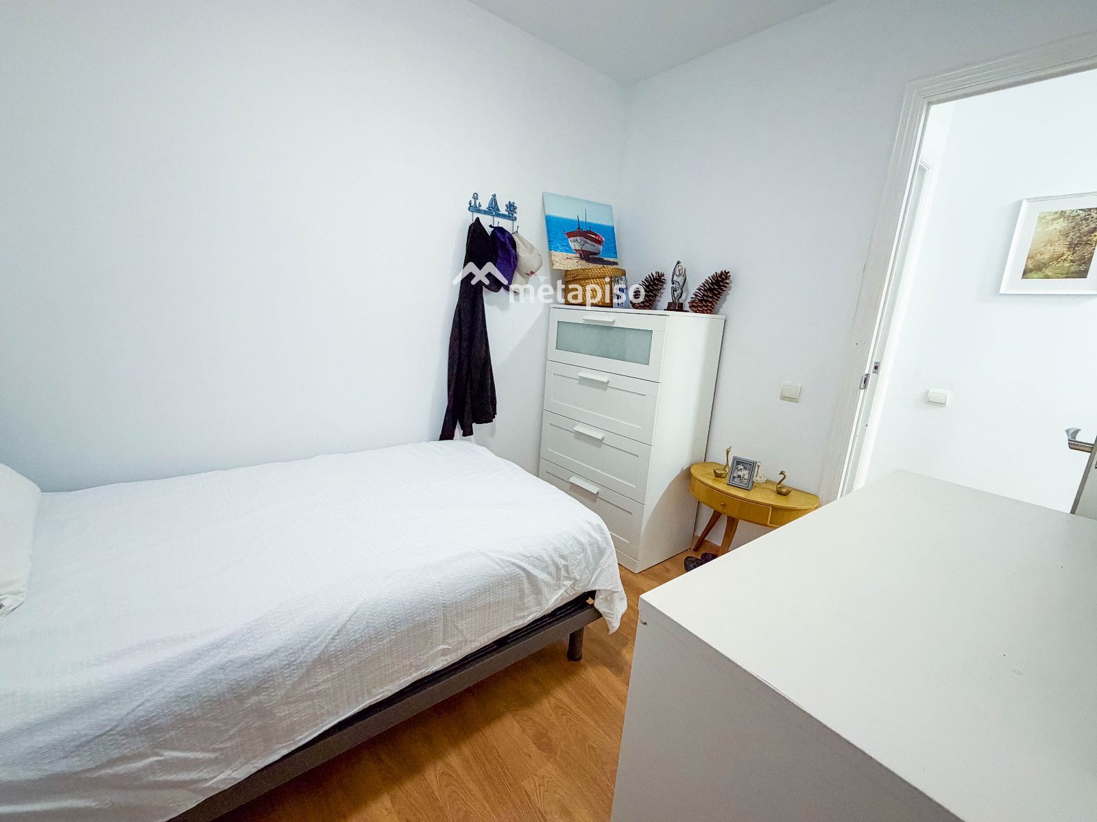 Habitación - Calafell: piso con terraza, garaje y gran trastero