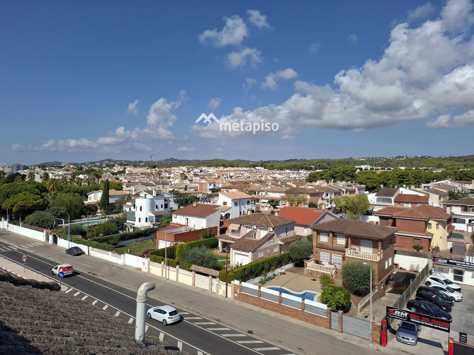 Piso luminoso con terraza al sur y parking a 400 metros de la playa en Cunit - Foto 38