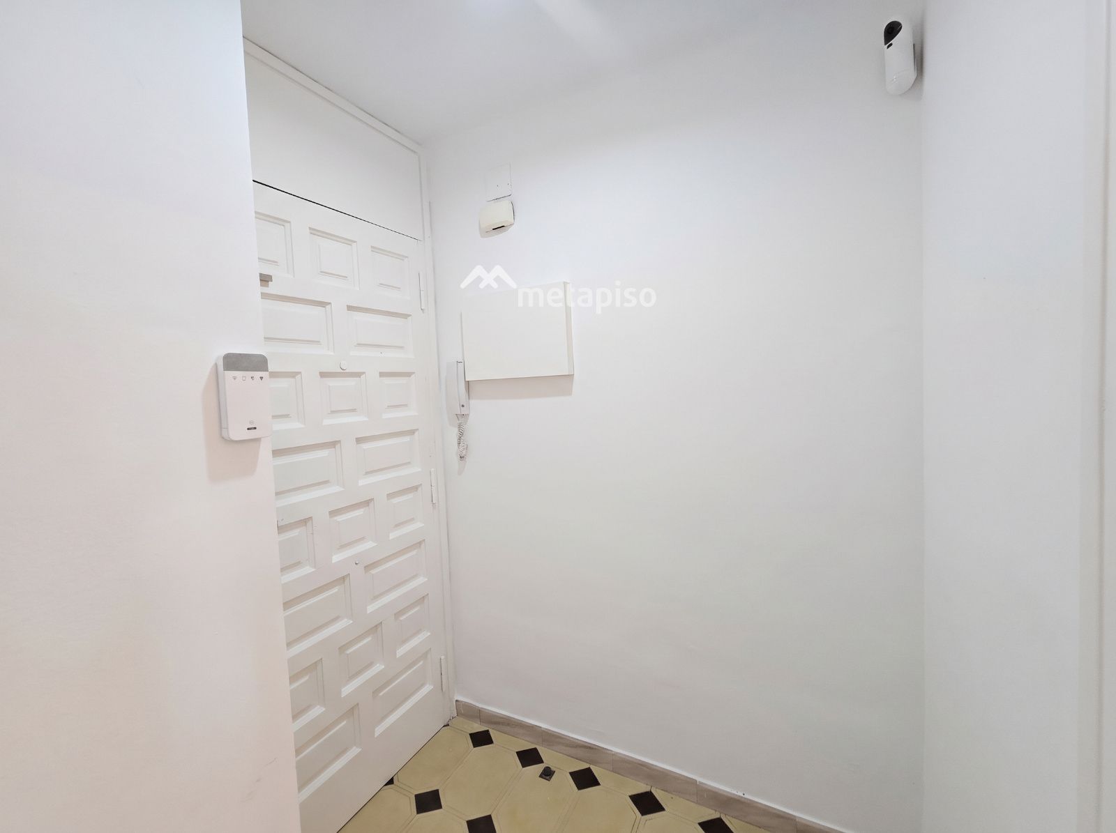 ¡Piso exterior muy luminoso y listo para entrar a vivir! - Foto 5