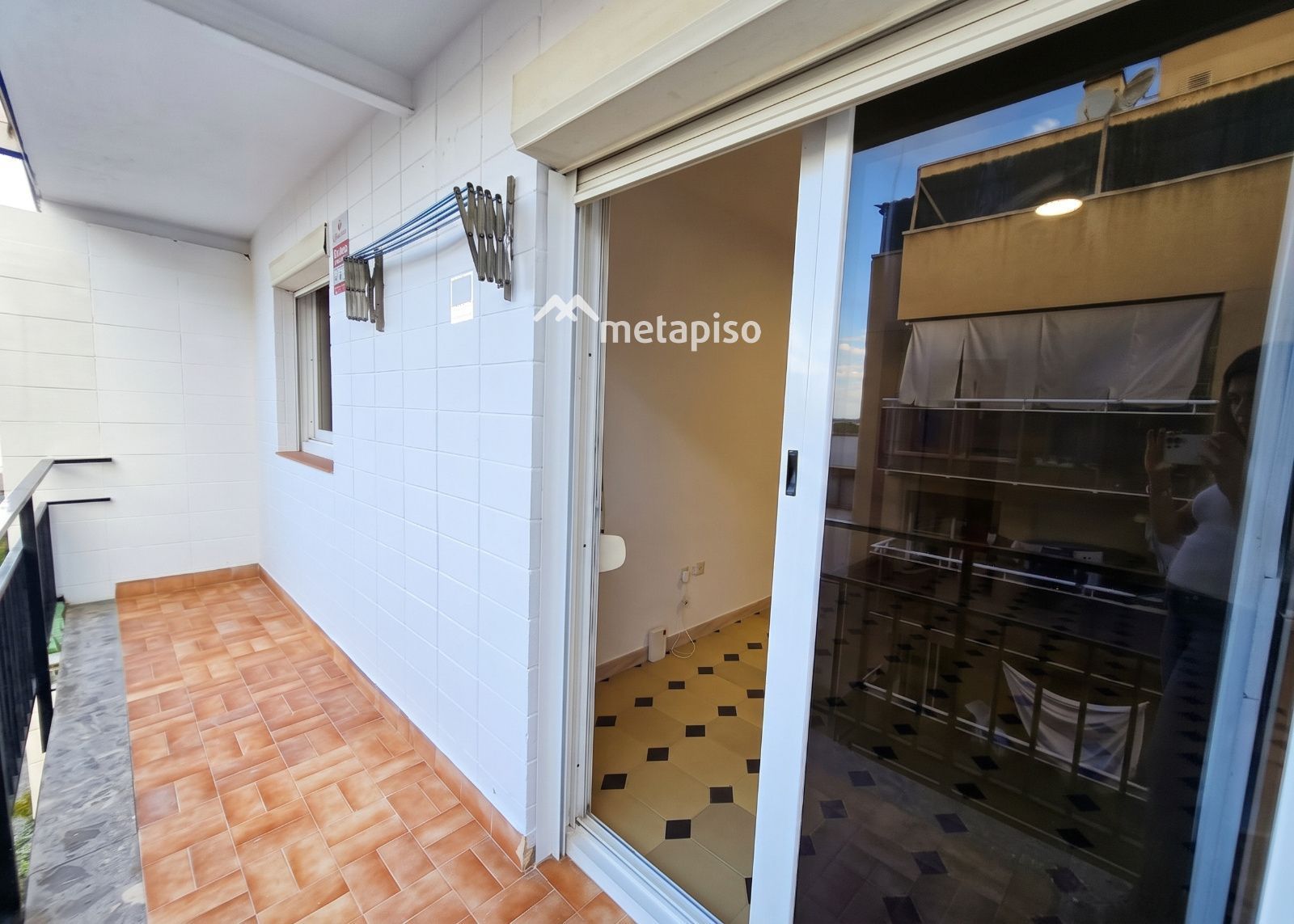 ¡Piso exterior muy luminoso y listo para entrar a vivir! - Foto 7