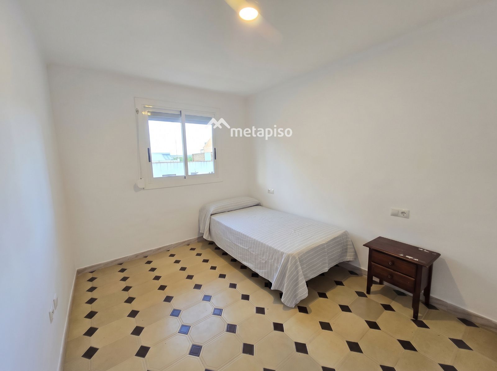 ¡Piso exterior muy luminoso y listo para entrar a vivir! - Foto 9