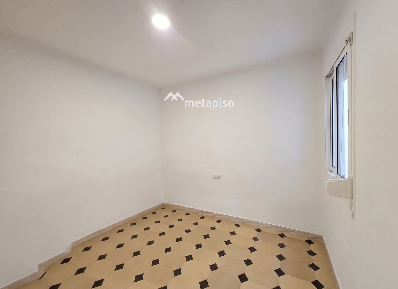 ¡Piso exterior muy luminoso y listo para entrar a vivir! - Foto 14