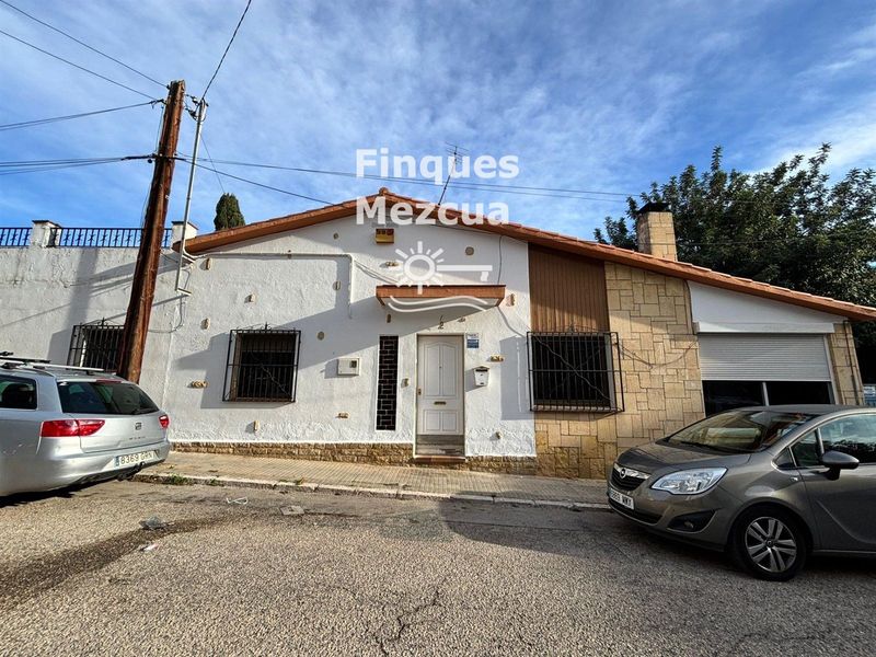 Adosado en venta Cubelles, Barcelona. Ref: 1420. FINQUES MEZCUA