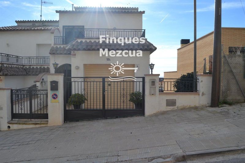 Adosado en venta Segur De Calafell, Tarragona. Ref: 1429. FINQUES MEZCUA