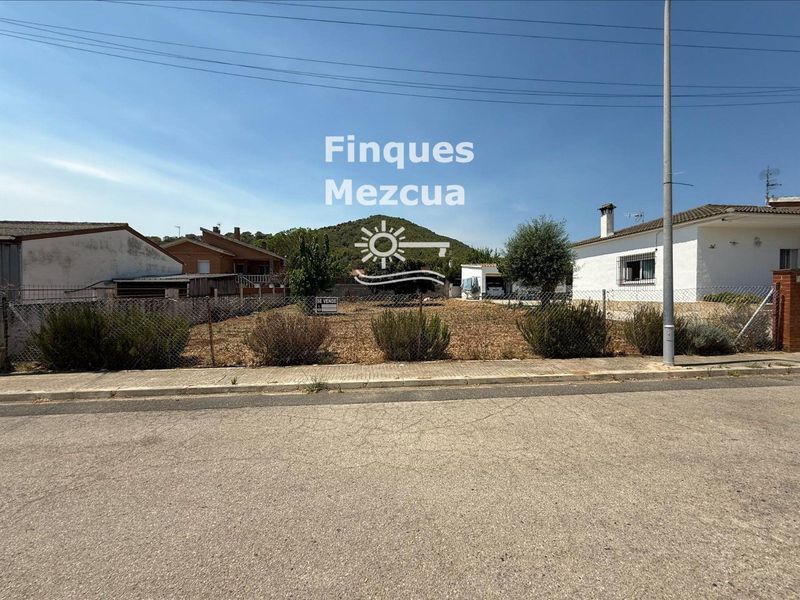 Parcela en venta Albinyana, Tarragona. Ref: 1471. FINQUES MEZCUA