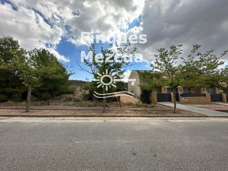 Parcela en venta El Montmell, Tarragona. Ref: 1483. FINQUES MEZCUA