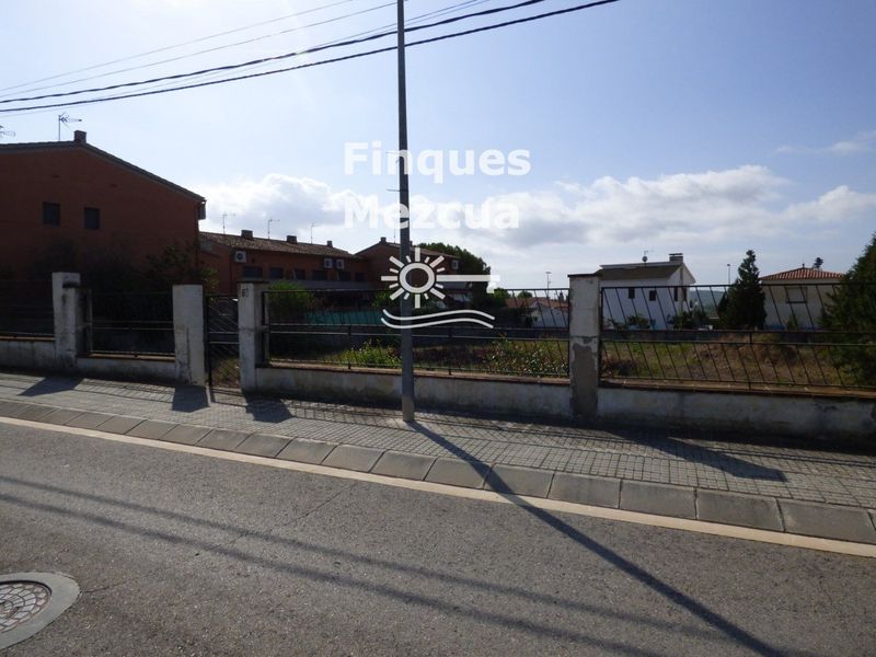 Parcela en venta Santa Oliva, Tarragona. Ref: 1583. FINQUES MEZCUA
