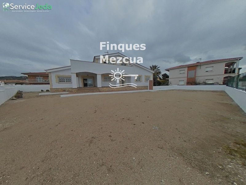 Chalet Independiente en venta Roda De Bara, Tarragona. Ref: 1703. FINQUES MEZCUA