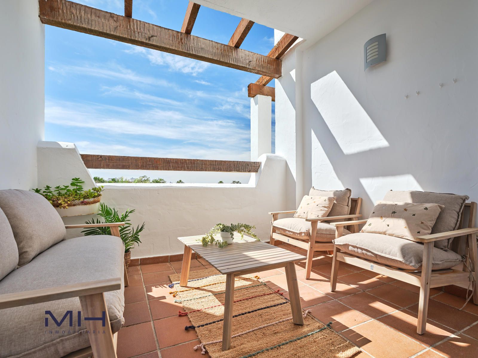 Piso en venta Rota, Cádiz. Ref: 5108. MH Inmobiliaria