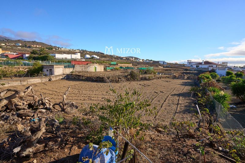 Perceel te koop Granadilla de Abona, Santa Cruz Tenerife. Ref: 1037. Mizor Group