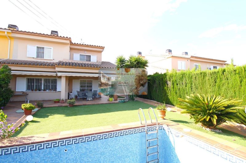 Chalet Independiente en venta Benicàssim, Castellón. Ref: 1128. MJ&A Inmobiliaria Consultores Y Asesores Inmobiliarios