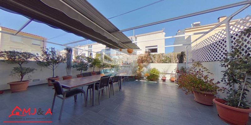 Adosado en venta Castellón/Castelló, Castellón. Ref: 1318. MJ&A Inmobiliaria Consultores Y Asesores Inmobiliarios