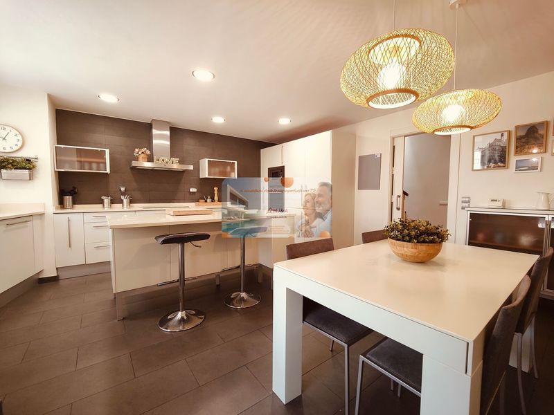 Dúplex en alquiler Castellón/Castelló, Castellón. Ref: 1342. MJ&A Inmobiliaria Consultores Y Asesores Inmobiliarios
