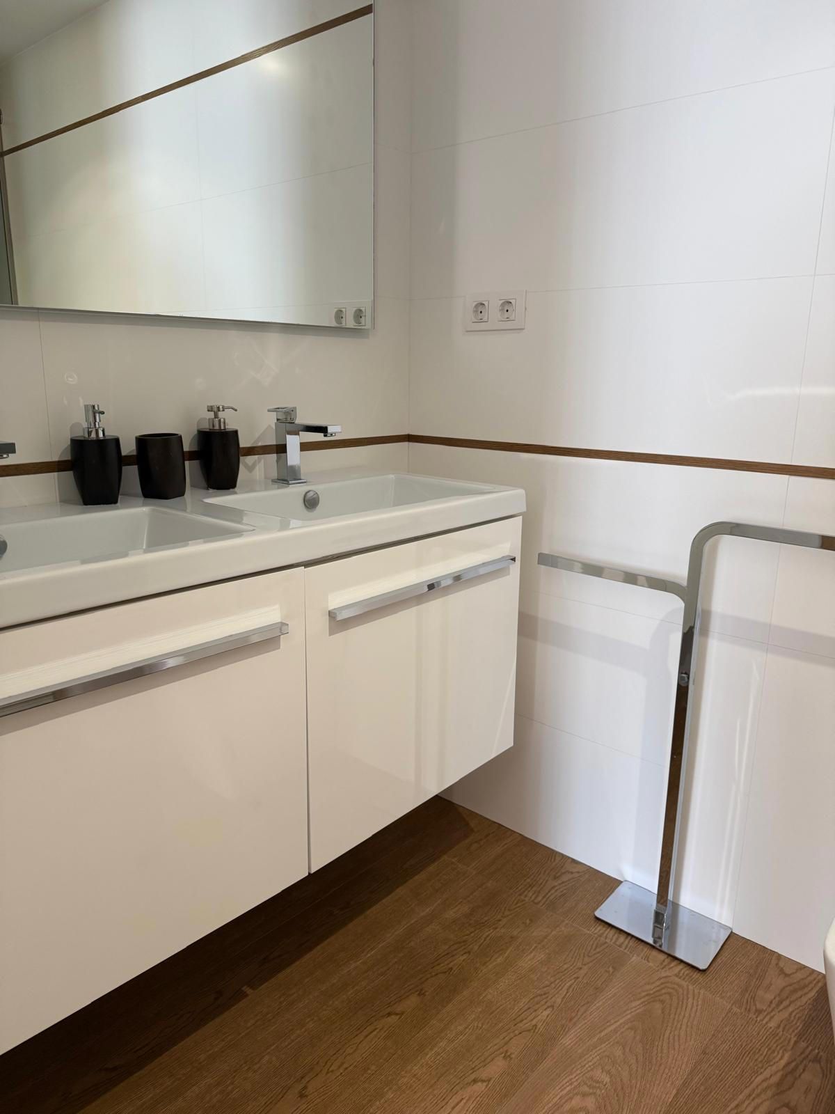 Piso en alquiler en Benicàssim, Castelló 28/35