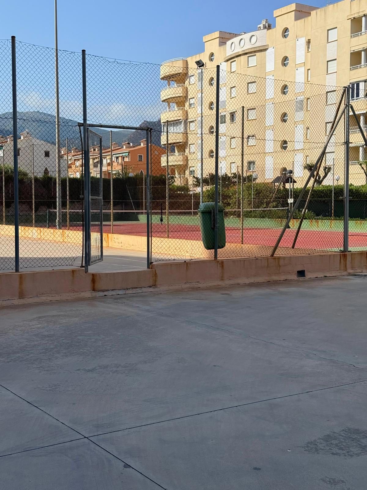 Piso en alquiler en Benicàssim, Castelló 10/35