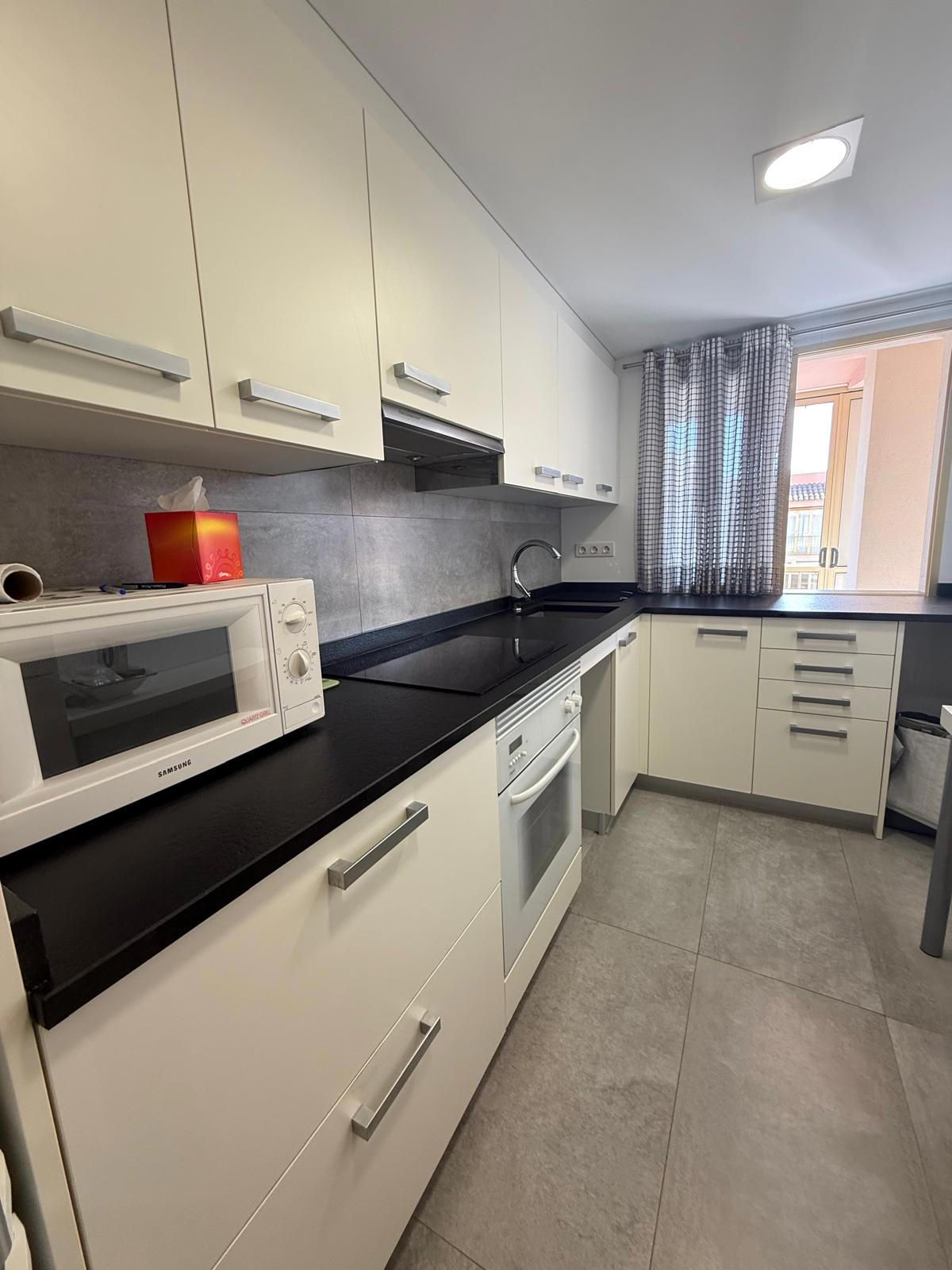 Piso en alquiler en Benicàssim, Castelló 13/35