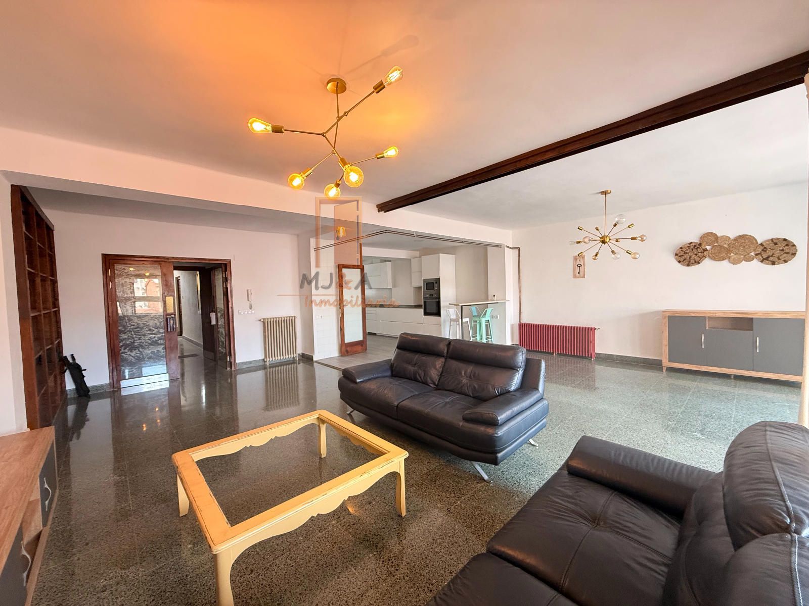 PISO EN EL MISMO CENTRO DE CASTELLON, SEMIRREFORMADO, Ideal familias, especial inversores. - Foto 3