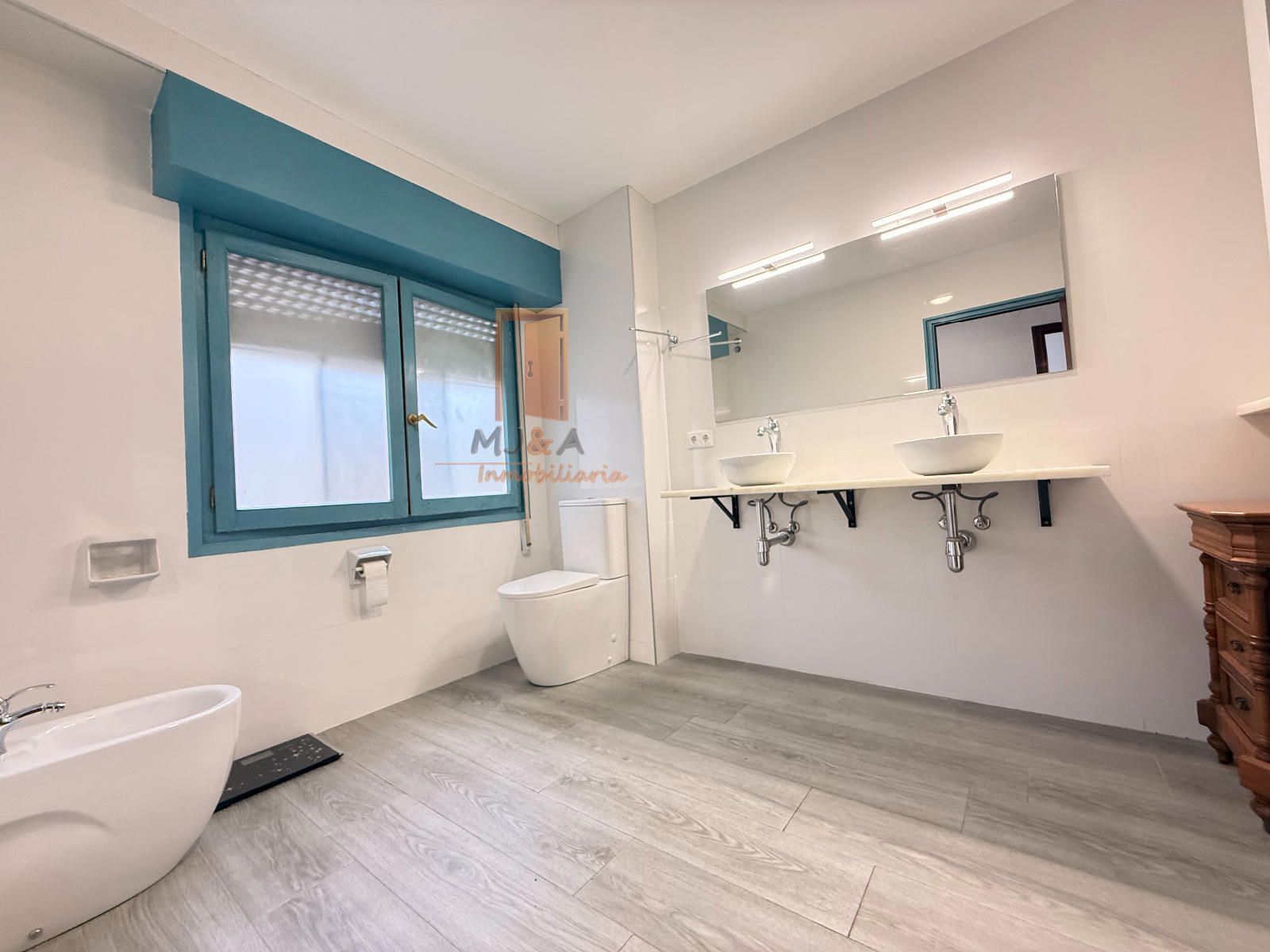 PISO EN EL MISMO CENTRO DE CASTELLON, SEMIRREFORMADO, Ideal familias, especial inversores. - Foto 30