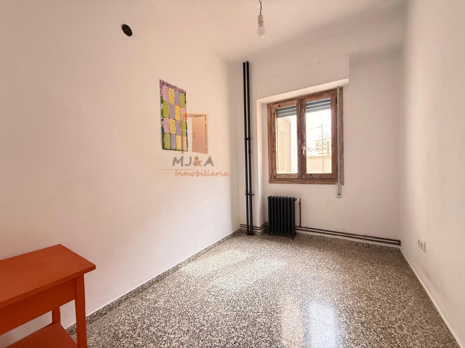 PISO EN EL MISMO CENTRO DE CASTELLON, SEMIRREFORMADO, Ideal familias, especial inversores. - Foto 36