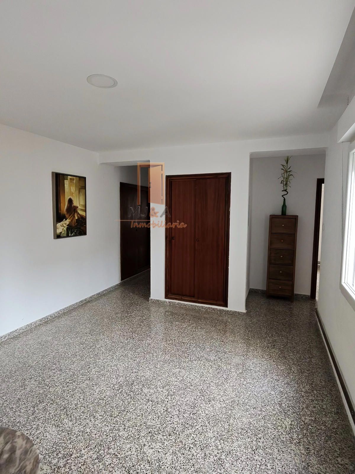 PISO EN EL MISMO CENTRO DE CASTELLON, SEMIRREFORMADO, Ideal familias, especial inversores. - Foto 45