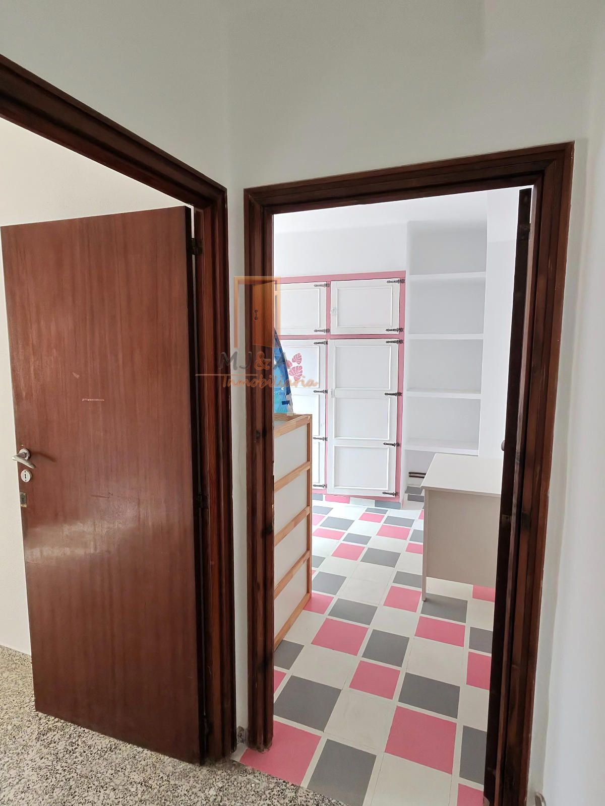 PISO EN EL MISMO CENTRO DE CASTELLON, SEMIRREFORMADO, Ideal familias, especial inversores. - Foto 46