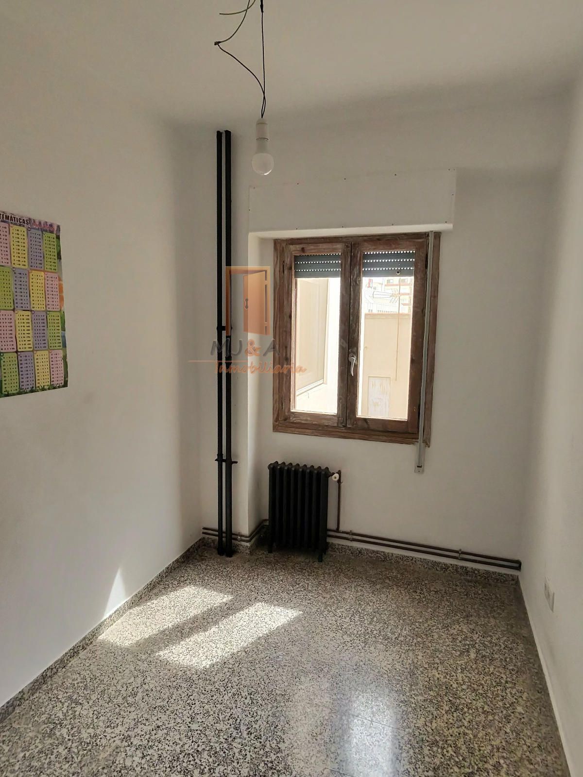 PISO EN EL MISMO CENTRO DE CASTELLON, SEMIRREFORMADO, Ideal familias, especial inversores. - Foto 47
