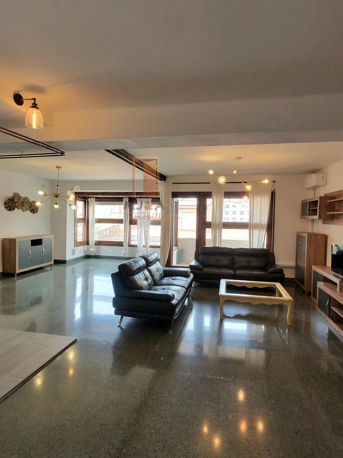 PISO EN EL MISMO CENTRO DE CASTELLON, SEMIRREFORMADO, Ideal familias, especial inversores. - Foto 48