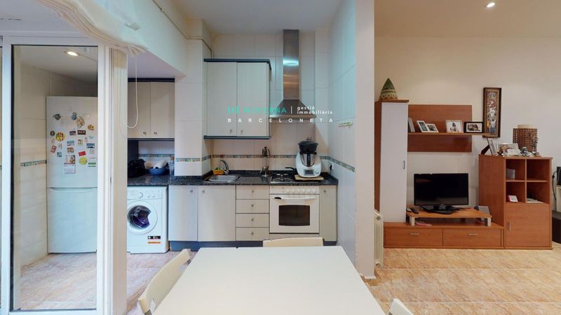Piso en venta Barcelona. Ref: 1017. Moderna gestió immobiliària
