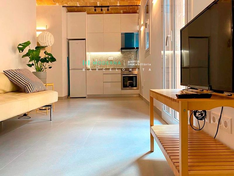 Piso en alquiler Barcelona. Ref: 1058. Moderna gestió immobiliària