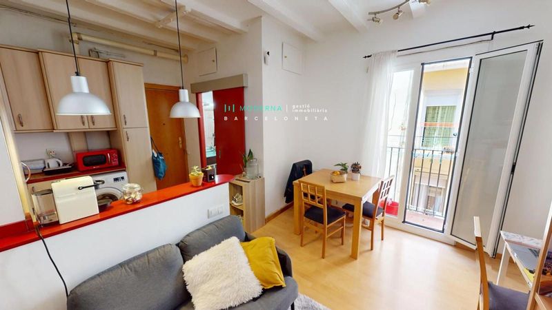 Piso en venta Barcelona. Ref: 1065. Moderna gestió immobiliària