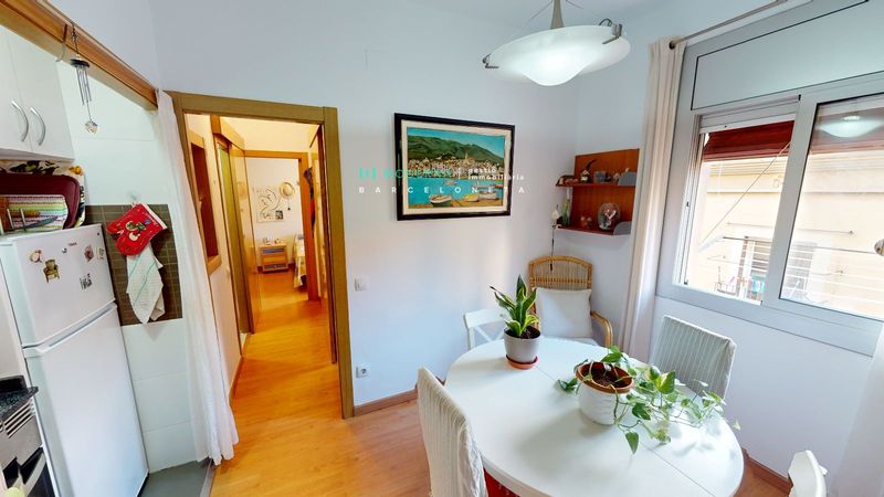 Piso en venta Barcelona. Ref: 1066. Moderna gestió immobiliària