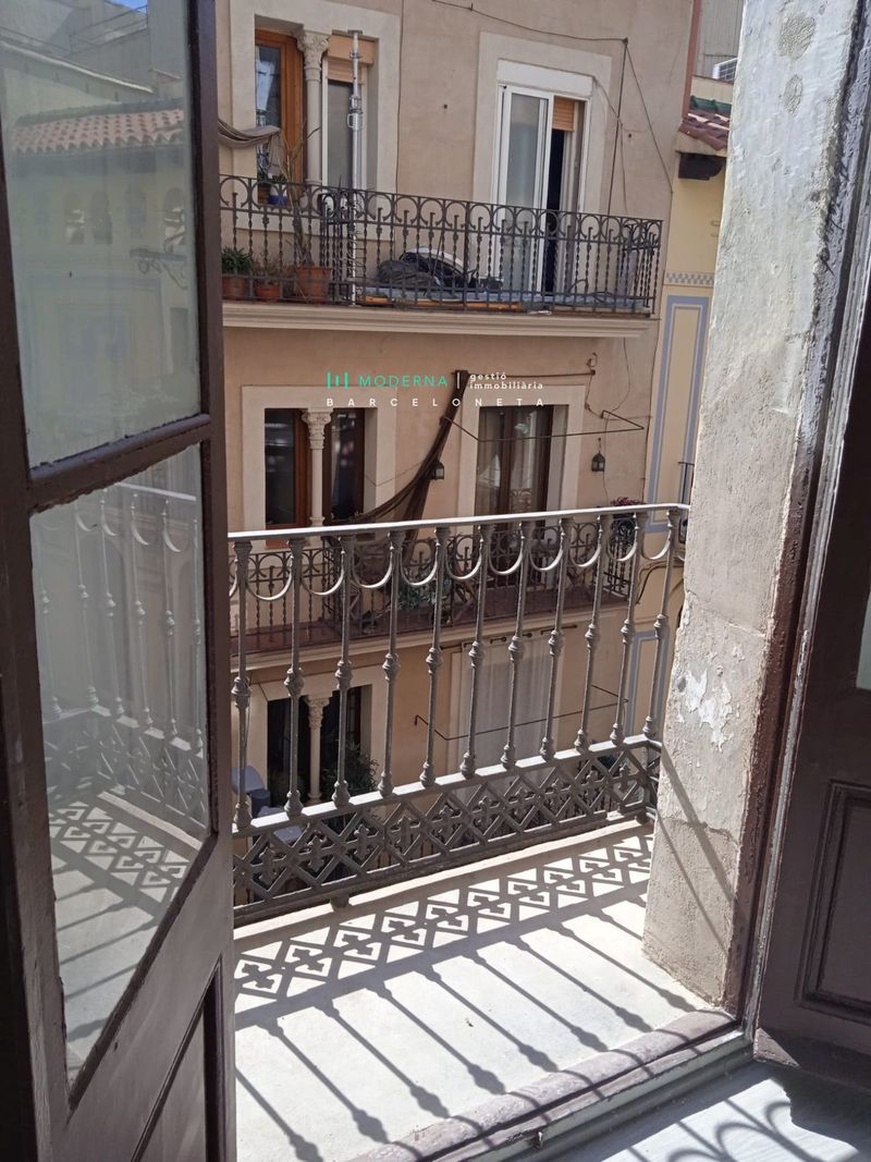 Piso en alquiler Barcelona. Ref: 1069. Moderna gestió immobiliària