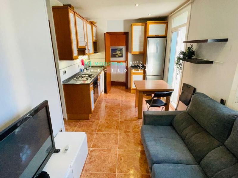 Piso en alquiler Barcelona. Ref: 1070. Moderna gestió immobiliària
