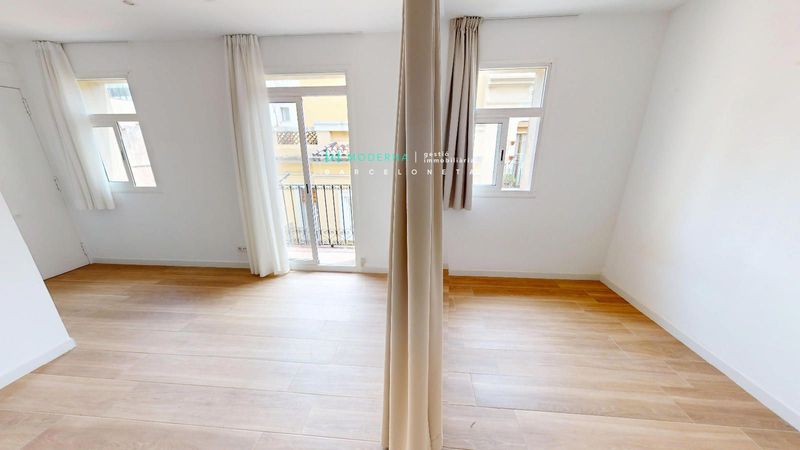 Piso en venta Barcelona. Ref: 1121. Moderna gestió immobiliària