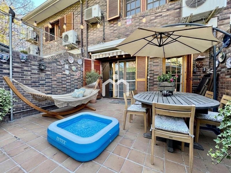 Cases en venda Badalona, Barcelona. Ref: 2075. Monmaresme