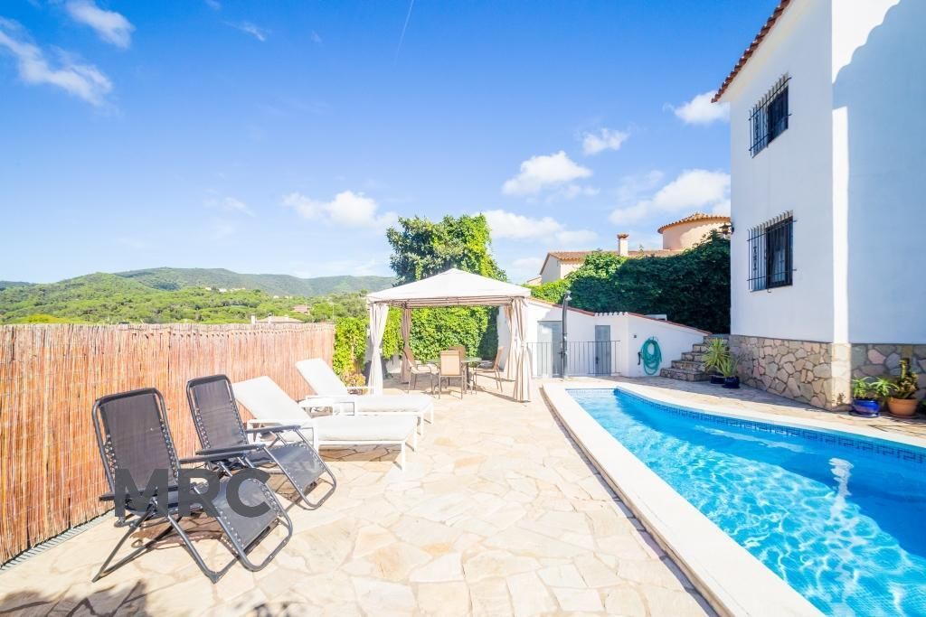 Chalet en vente Calonge, Girona. Ref: 3438. MRC MOLINS REIXACH