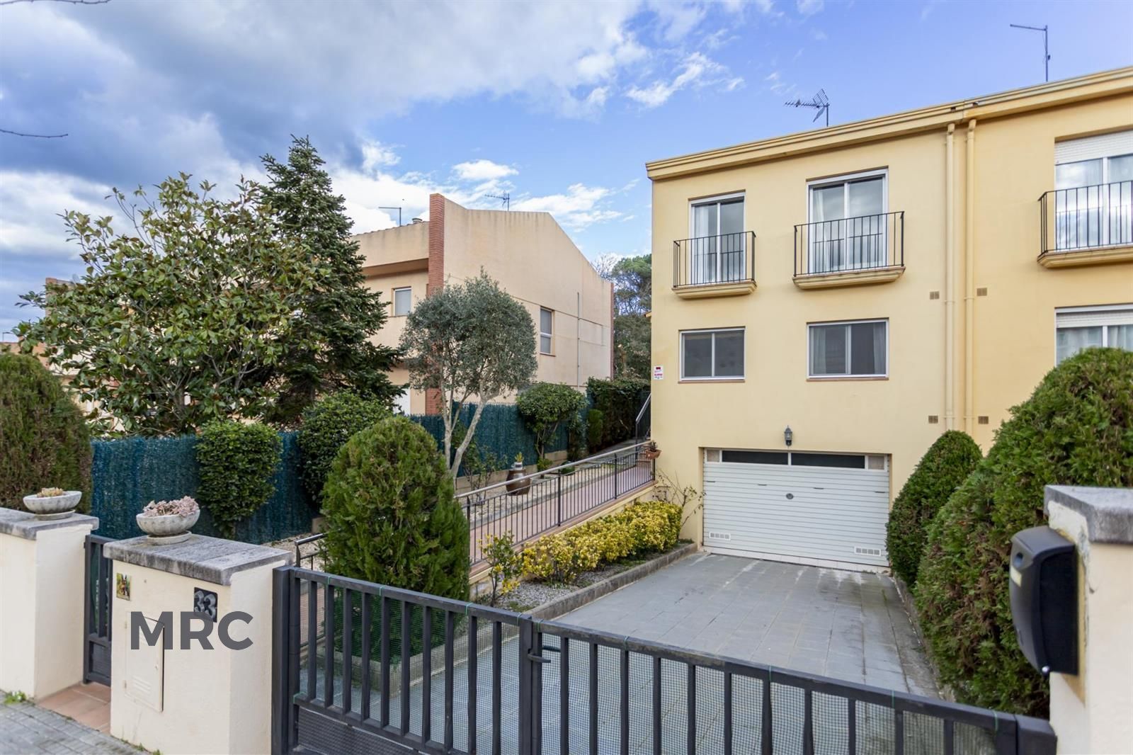 Adossat en venda Caldes de Malavella, Girona. Ref: 3442. MRC MOLINS REIXACH