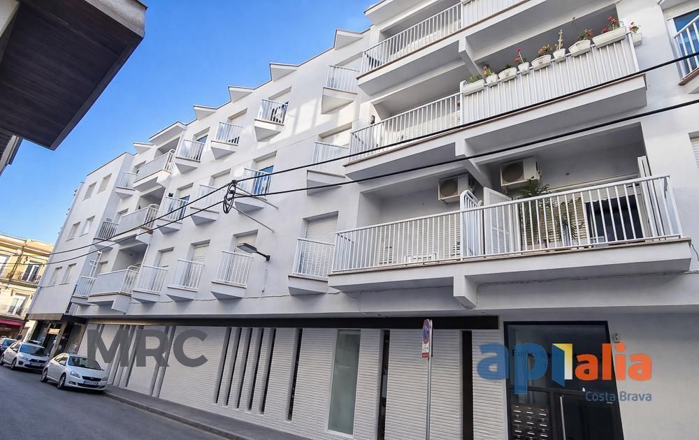 Pis en venda Palamós, Girona. Ref: 3465. MRC MOLINS REIXACH